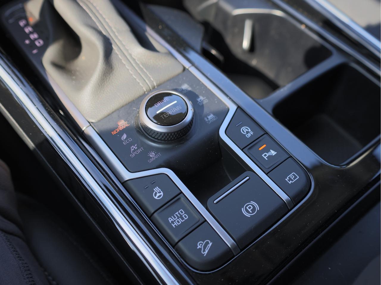 2025 Kia Sorento X-Line AWD   Demonstrator Photo