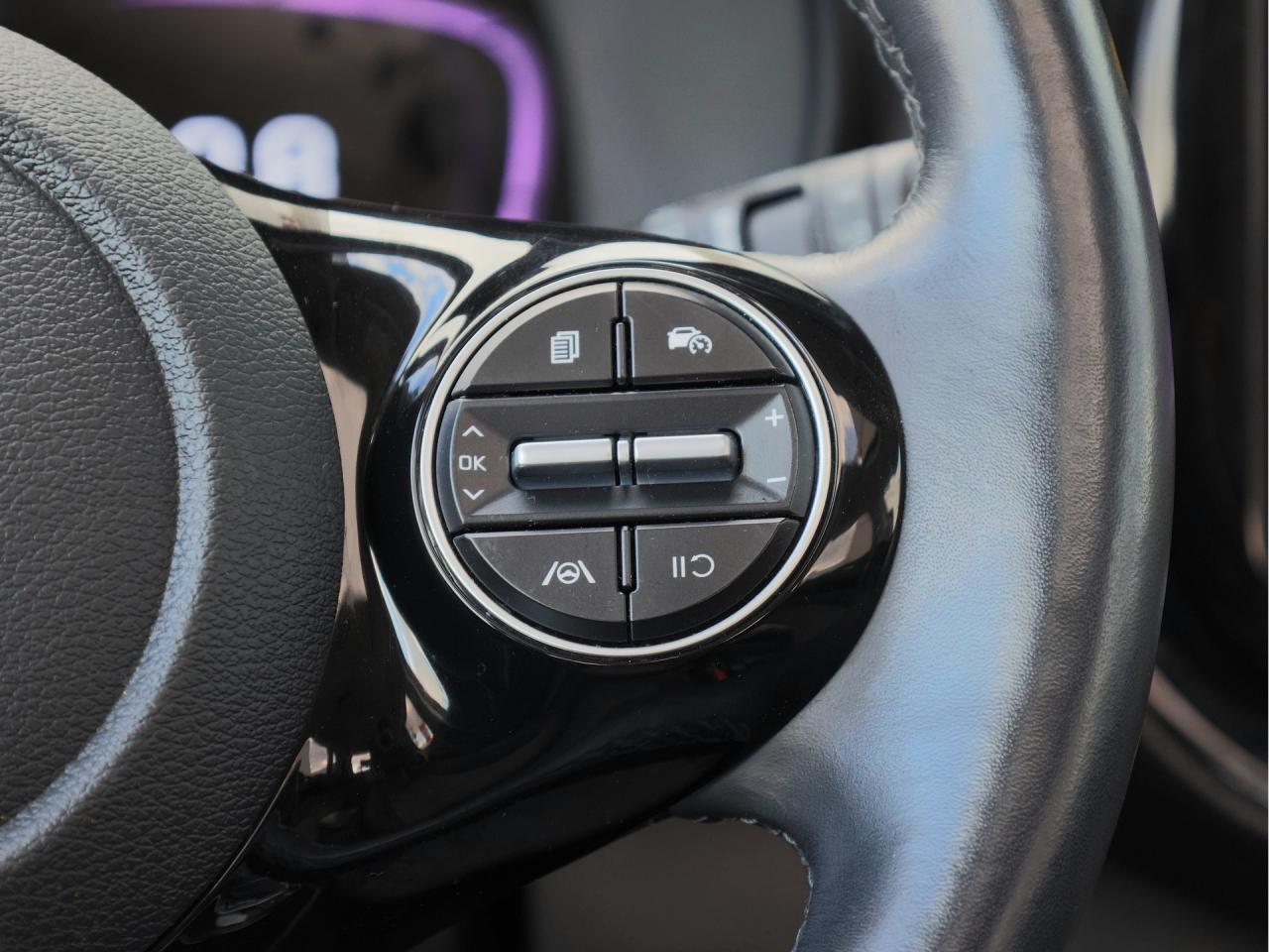 2023 Kia Soul EX Premium   Remote Start   Nav   Power Sunroof Photo