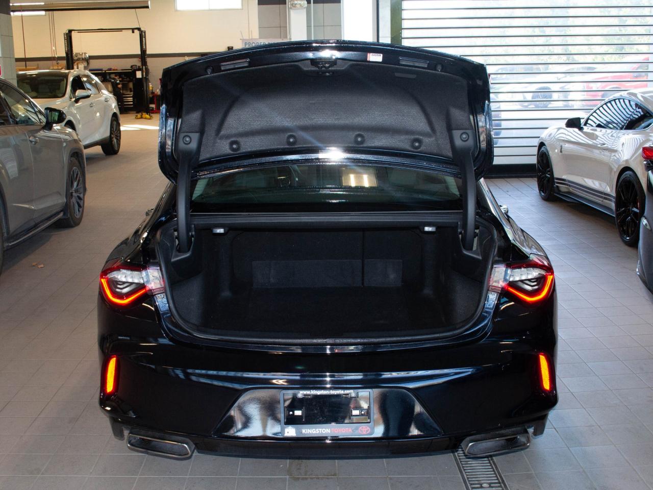 2021 Acura TLX SH-AWD Sedan Photo4