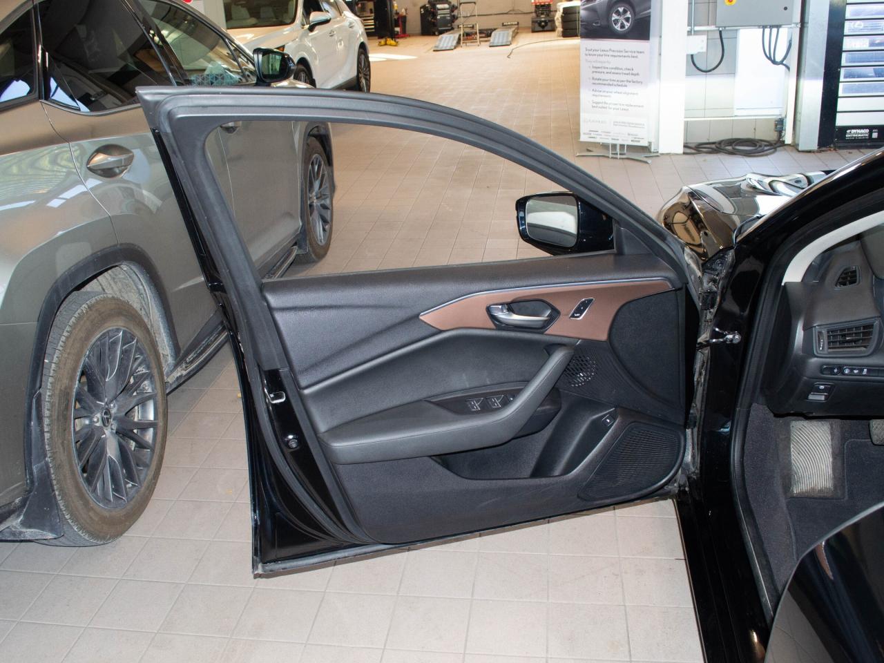 2021 Acura TLX SH-AWD Sedan Photo