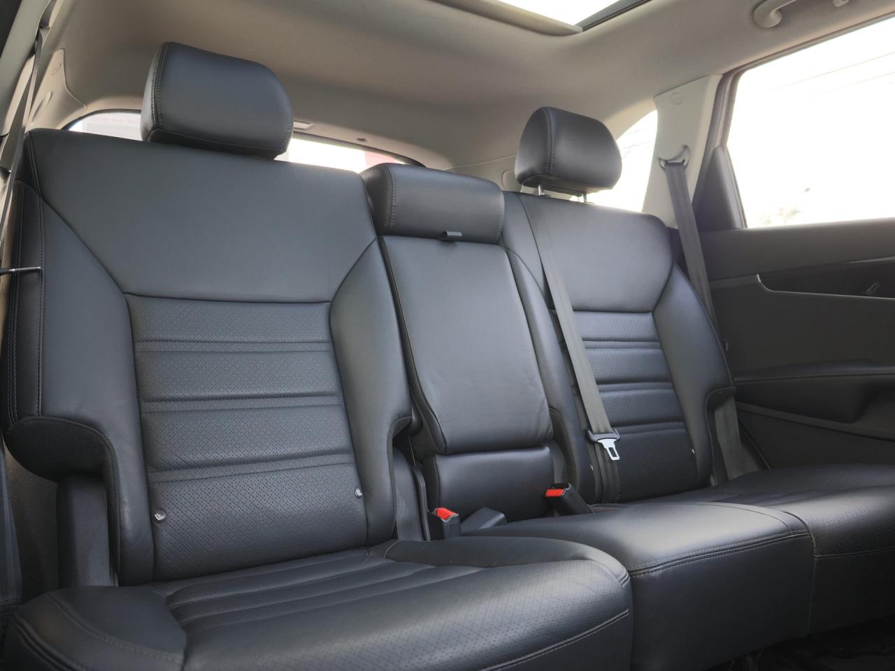 2020 Kia Sorento EX+ AWD   Panoramic Sunroof   Htd Seats   CarPlay Photo