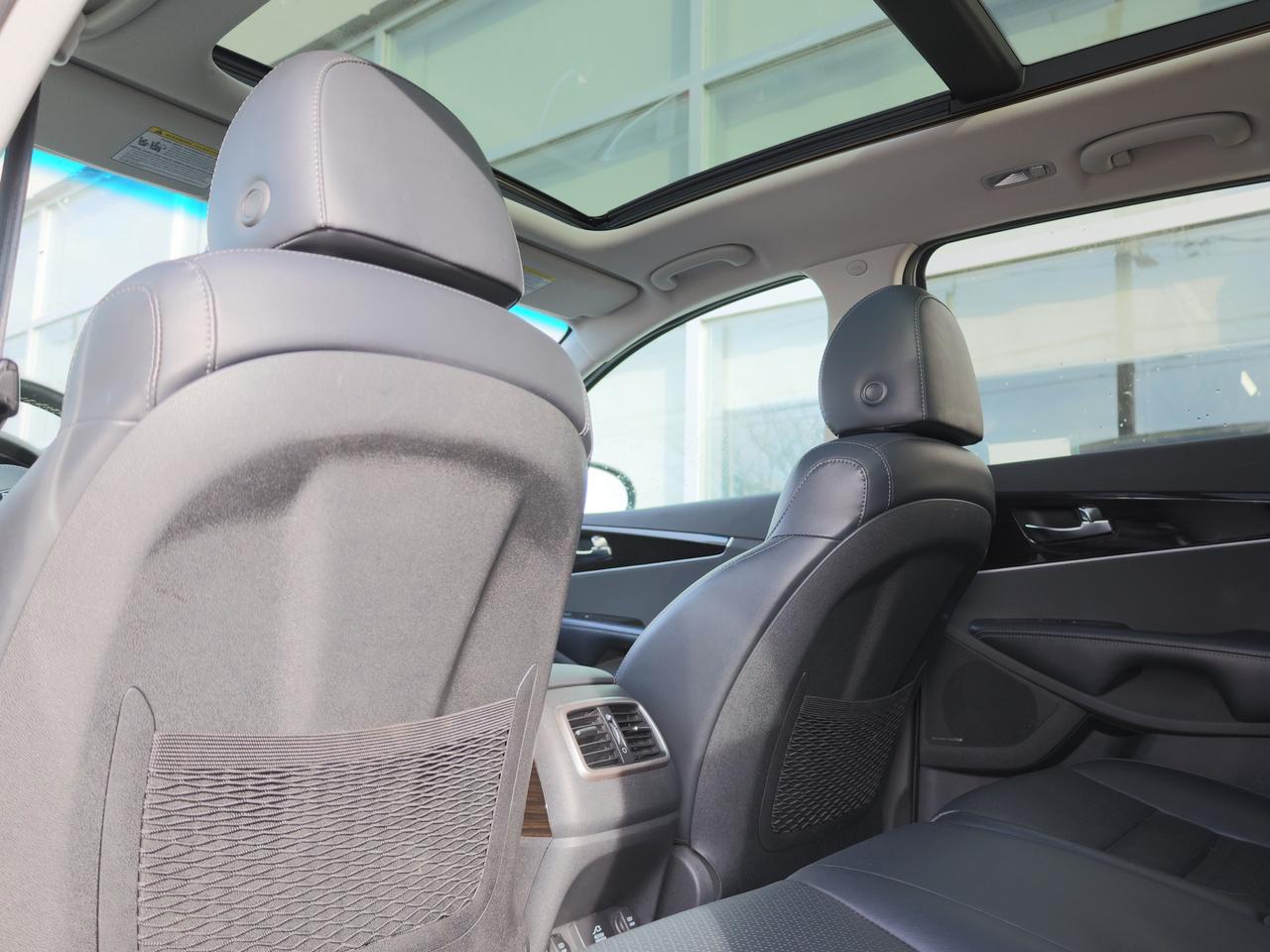 2020 Kia Sorento EX+ AWD   Panoramic Sunroof   Htd Seats   CarPlay Photo