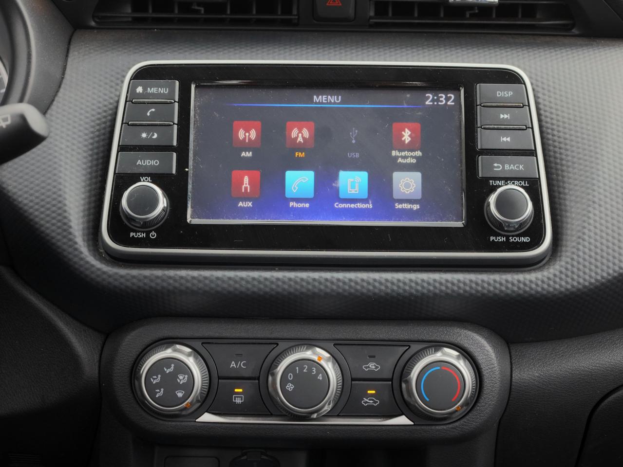 2024 Nissan Kicks S   CarPlay   Blind Spot Warning   Rear Camera Photo