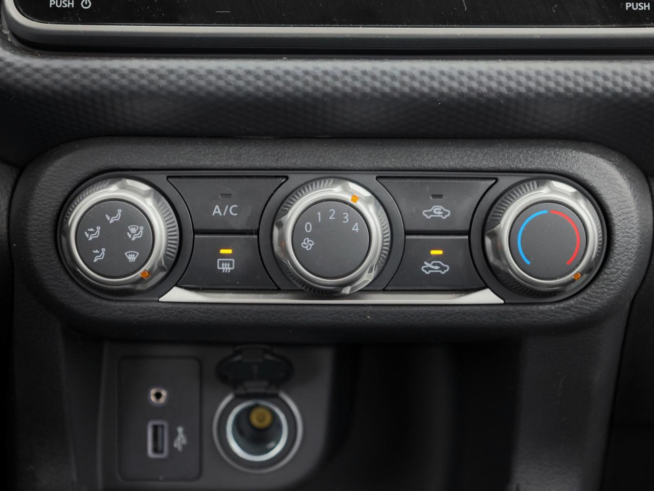 2024 Nissan Kicks S   CarPlay   Blind Spot Warning   Rear Camera Photo