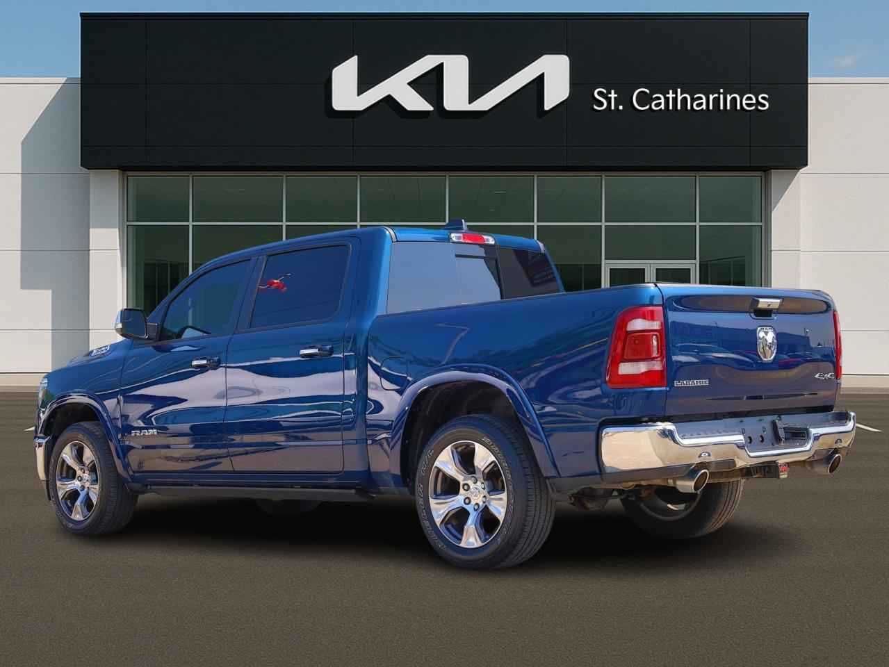 2022 RAM 1500 Laramie 4x4   Climate Ctrl   Htd Steering   Navi Photo