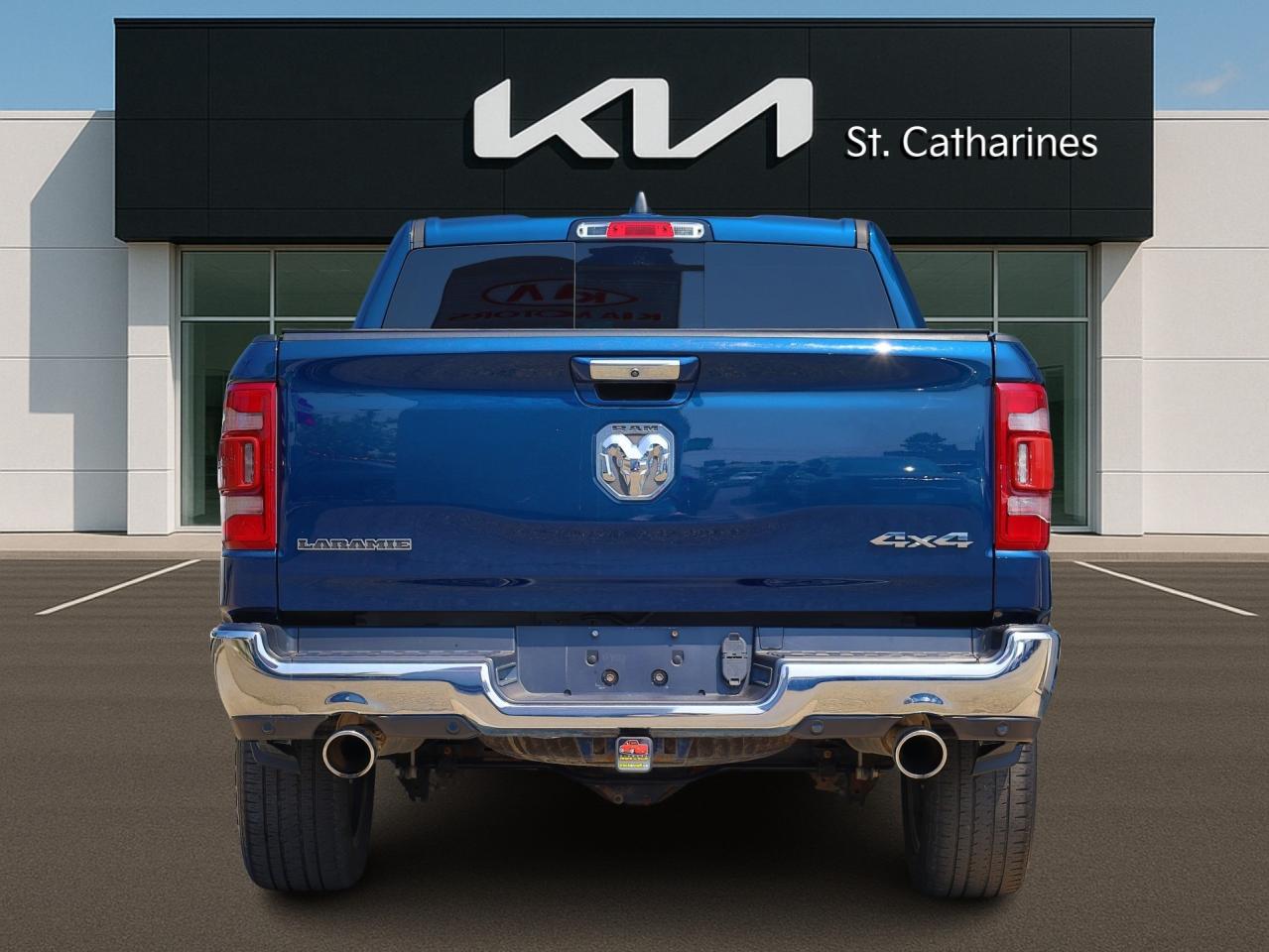 2022 RAM 1500 Laramie 4x4   Climate Ctrl   Htd Steering   Navi Photo