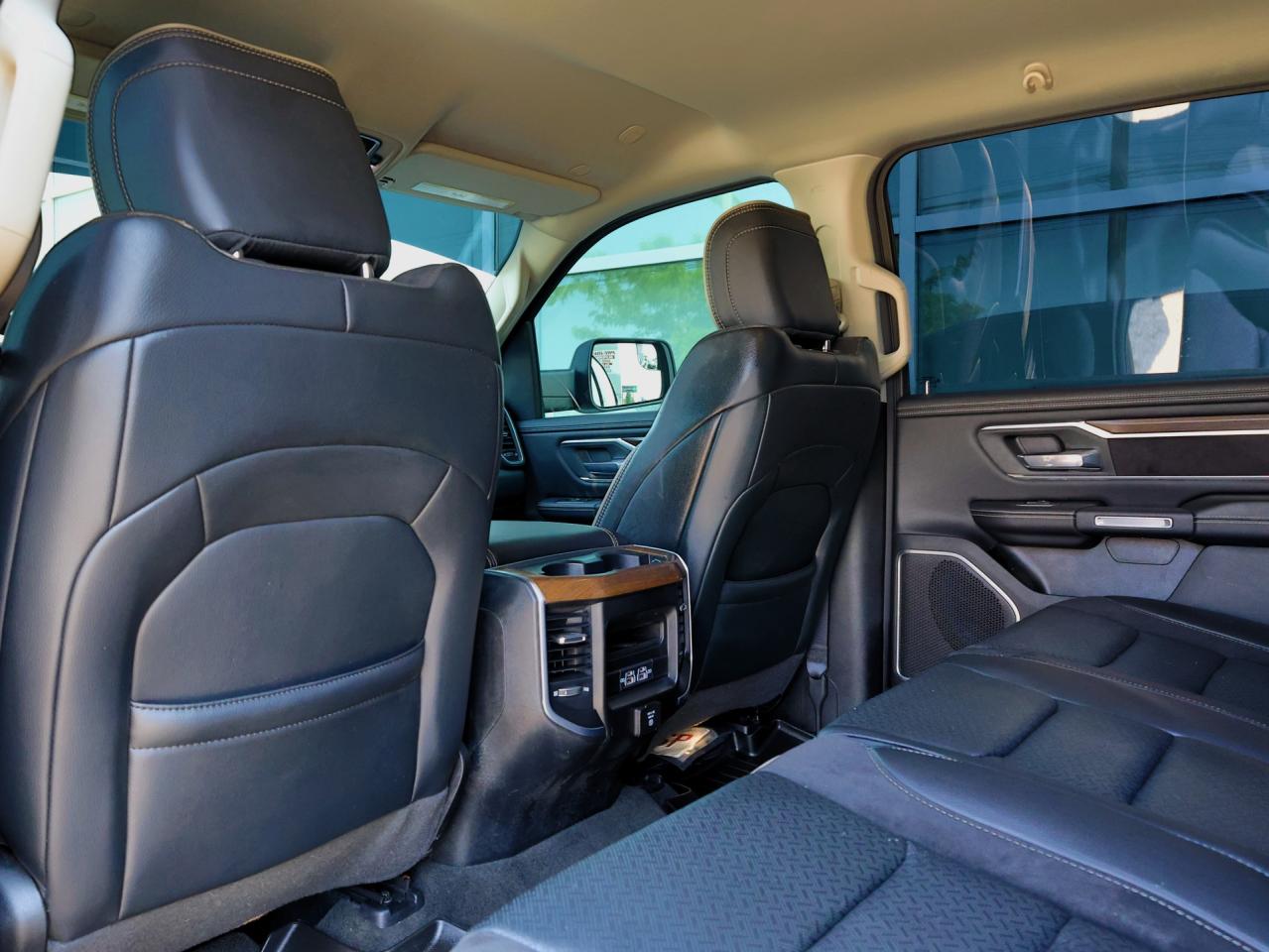 2022 RAM 1500 Laramie 4x4   Climate Ctrl   Htd Steering   Navi Photo