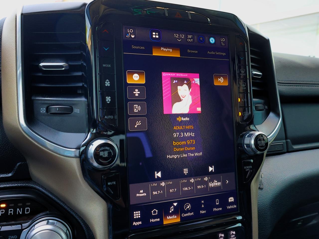 2022 RAM 1500 Laramie 4x4   Climate Ctrl   Htd Steering   Navi Photo