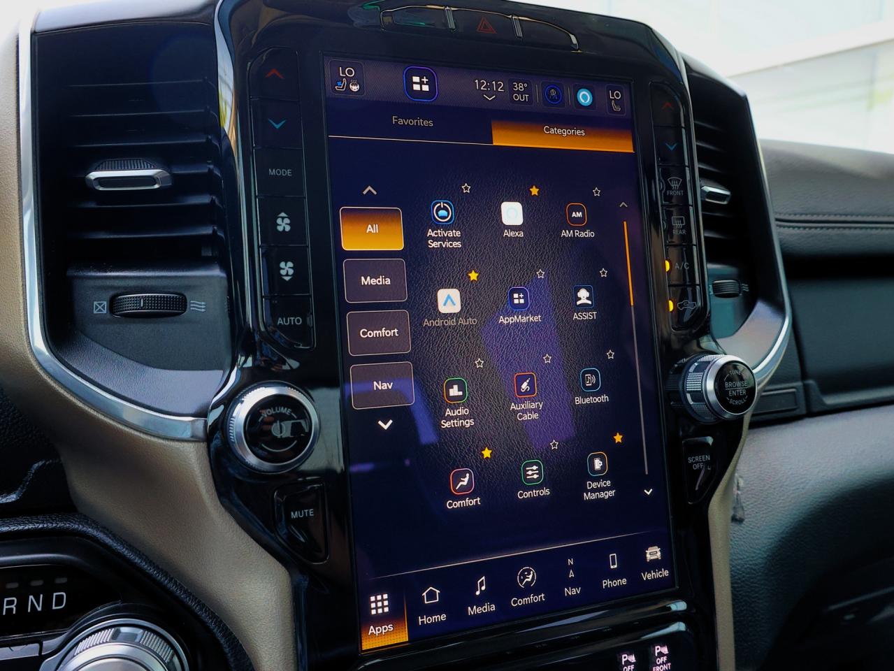 2022 RAM 1500 Laramie 4x4   Climate Ctrl   Htd Steering   Navi Photo