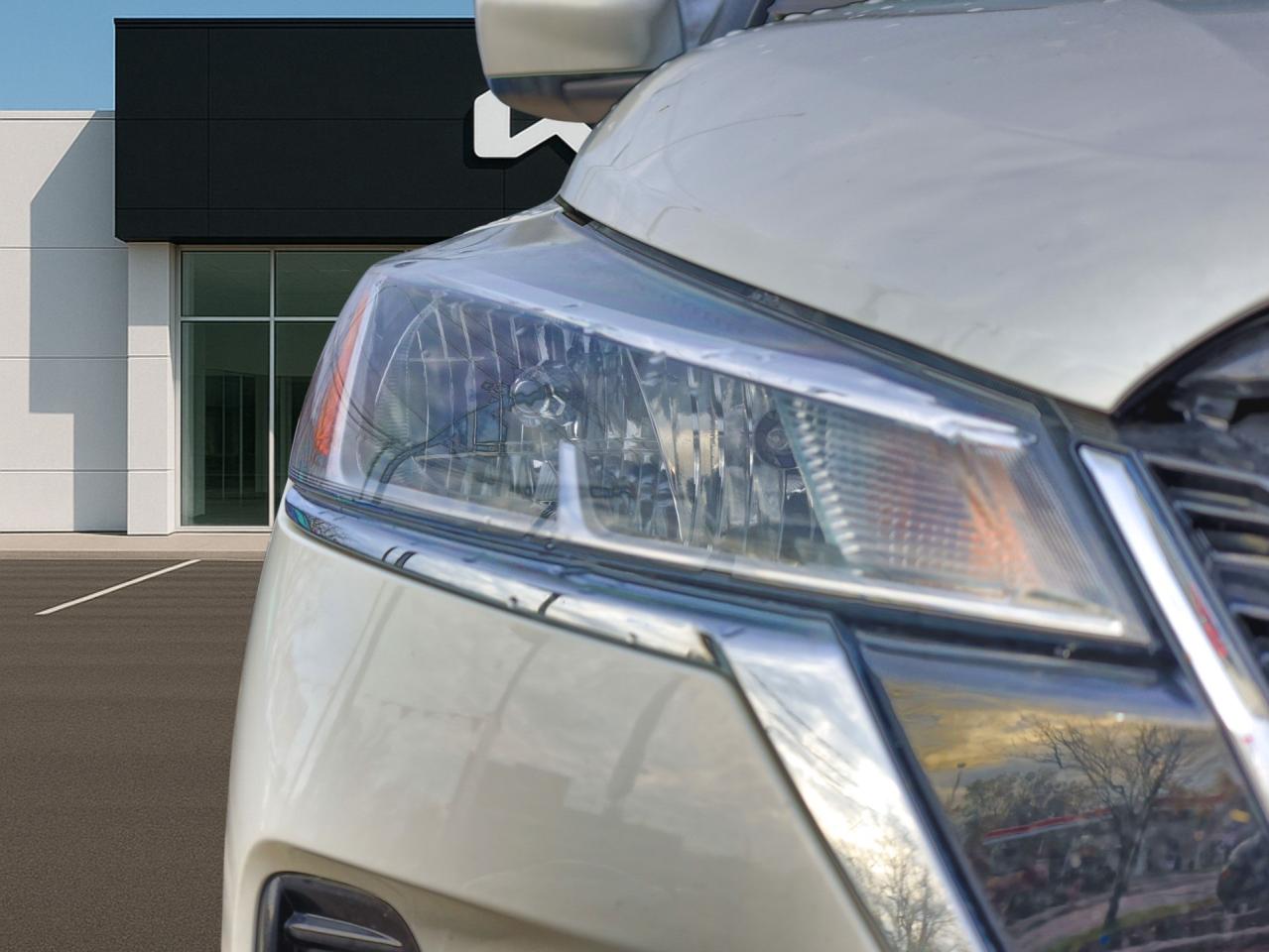 2023 Nissan Kicks SV   Special Edition   Climate Ctrl   Black Alloy Photo