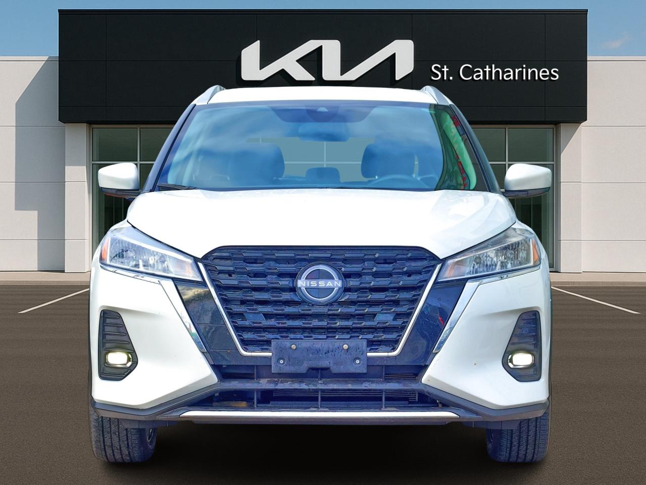 2023 Nissan Kicks SV   Special Edition   Climate Ctrl   Black Alloy Photo