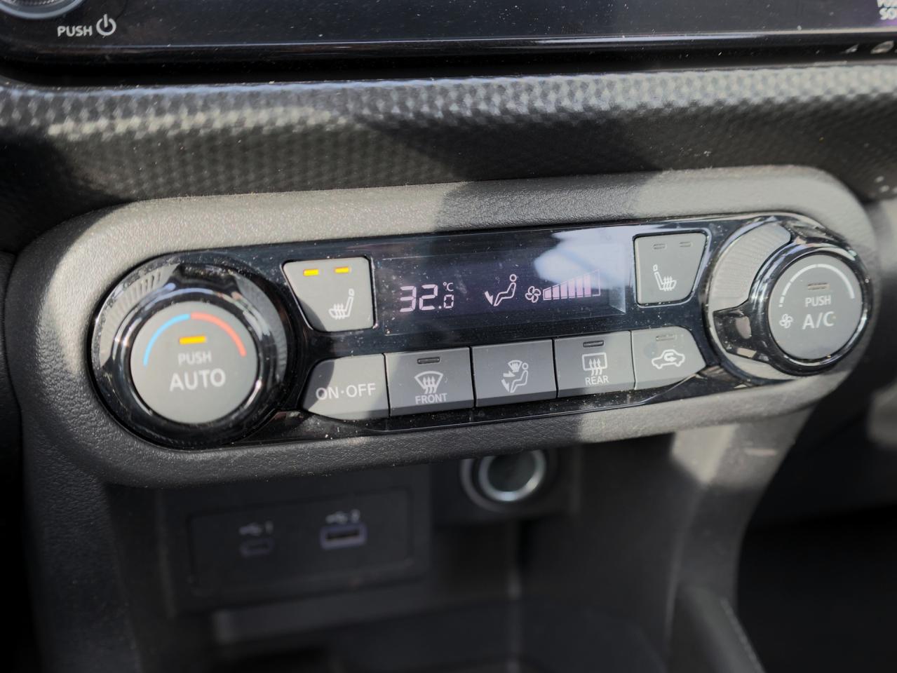 2023 Nissan Kicks SV   Special Edition   Climate Ctrl   Black Alloy Photo