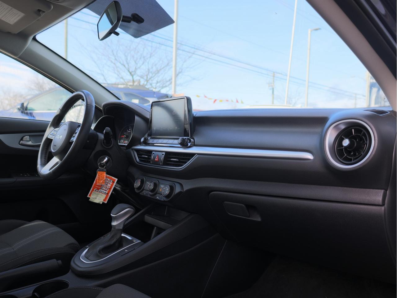 2024 Kia Forte LX   Heated Seats   Apple CarPlay   Rear Camera Photo