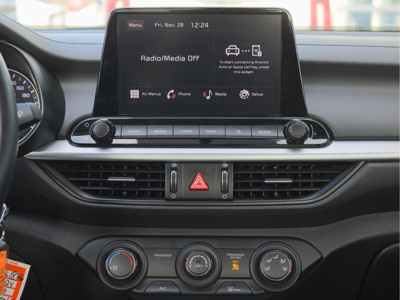 2024 Kia Forte LX   Heated Seats   Apple CarPlay   Rear Camera Photo