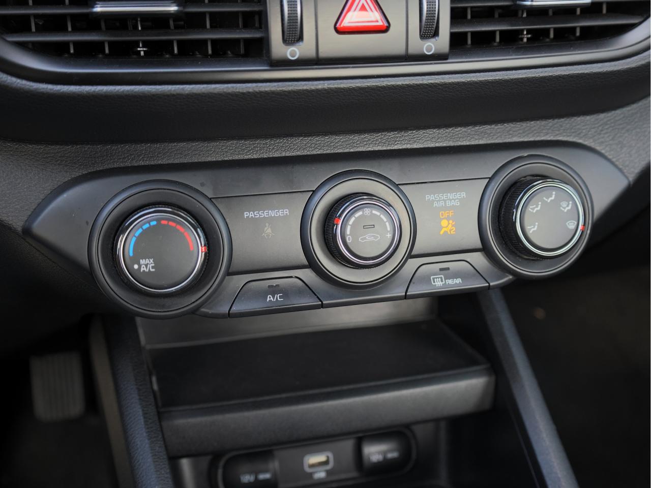 2024 Kia Forte LX   Heated Seats   Apple CarPlay   Rear Camera Photo