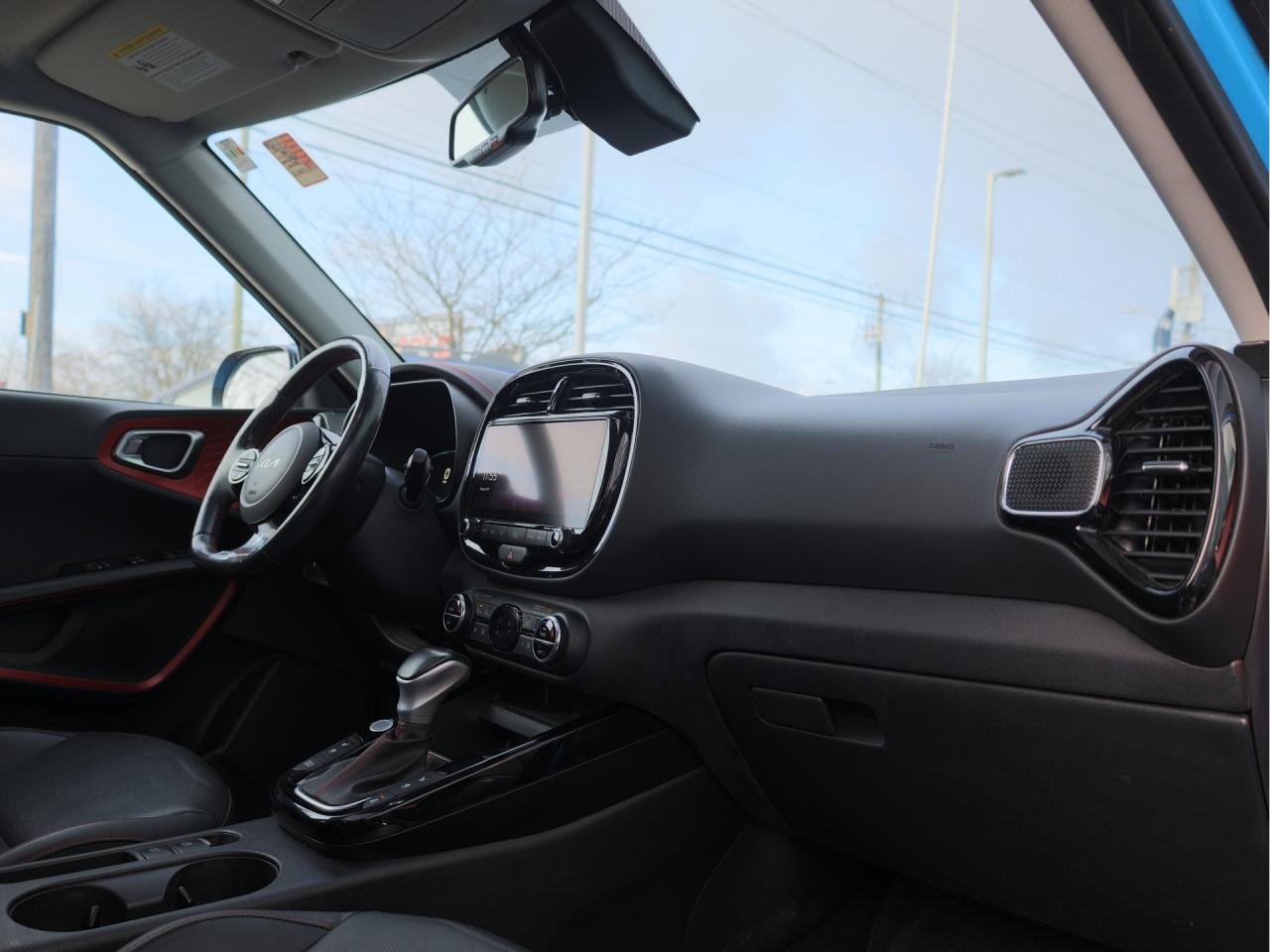2023 Kia Soul GT-Line Limited   NAV   Harman Kardon   Leather Photo