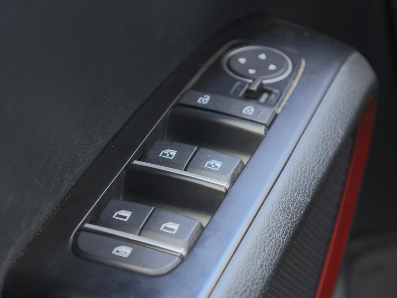 2023 Kia Soul GT-Line Limited   NAV   Harman Kardon   Leather Photo