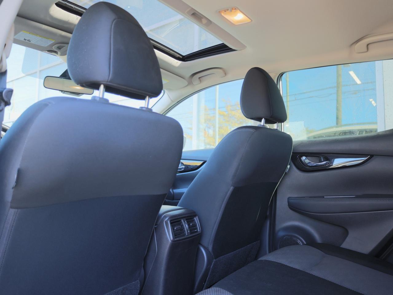 2023 Nissan Qashqai SV AWD   Smart Cruise   Sunroof   Climate Ctrl Photo