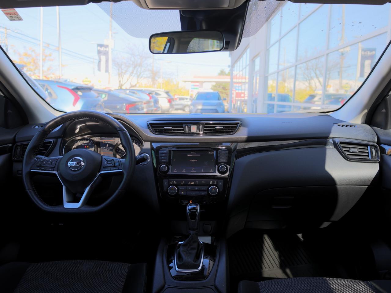 2023 Nissan Qashqai SV AWD   Smart Cruise   Sunroof   Climate Ctrl Photo