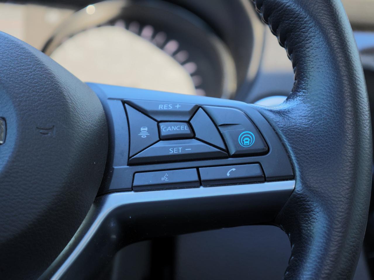 2023 Nissan Qashqai SV AWD   Smart Cruise   Sunroof   Climate Ctrl Photo