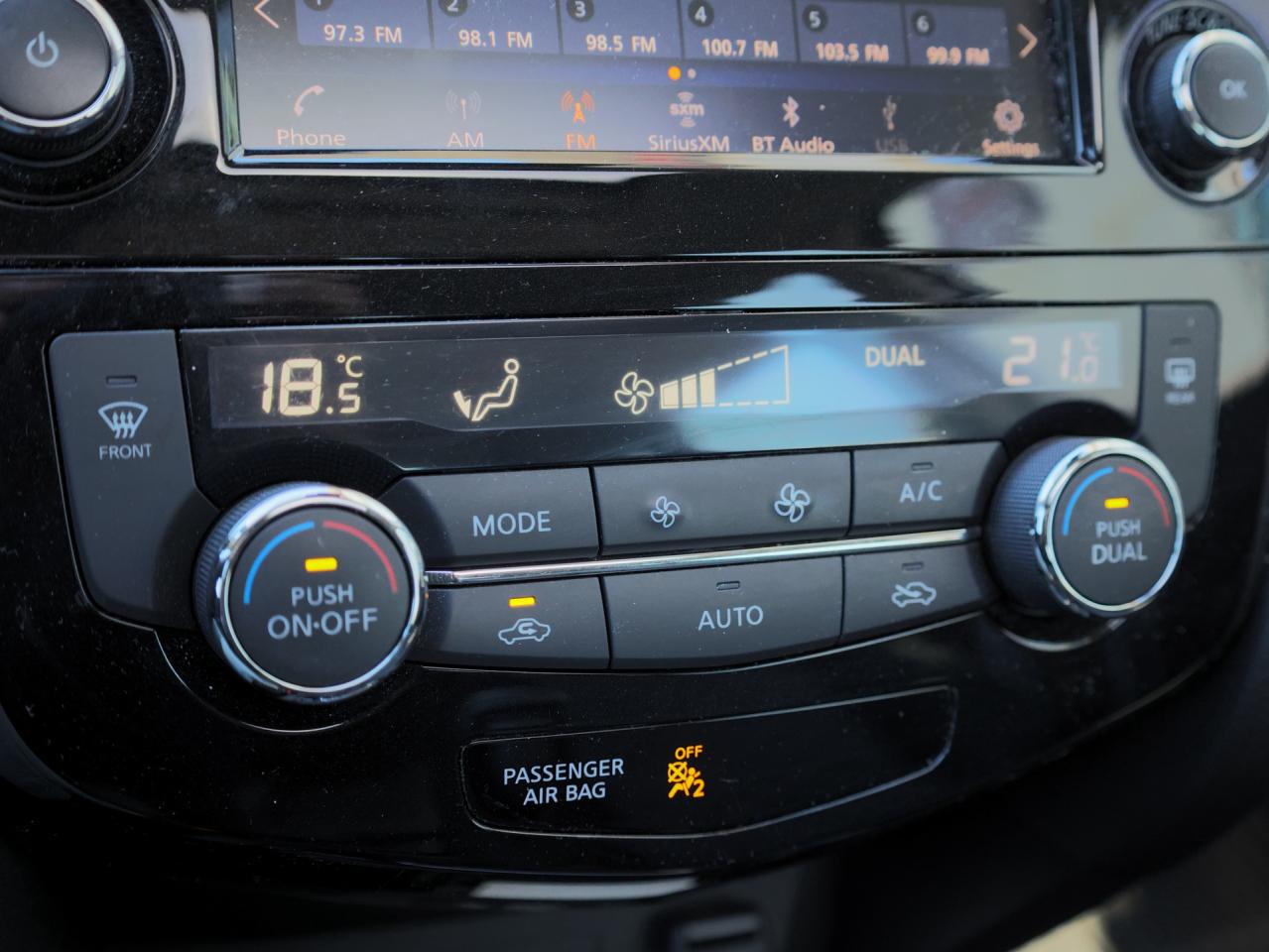 2023 Nissan Qashqai SV AWD   Smart Cruise   Sunroof   Climate Ctrl Photo