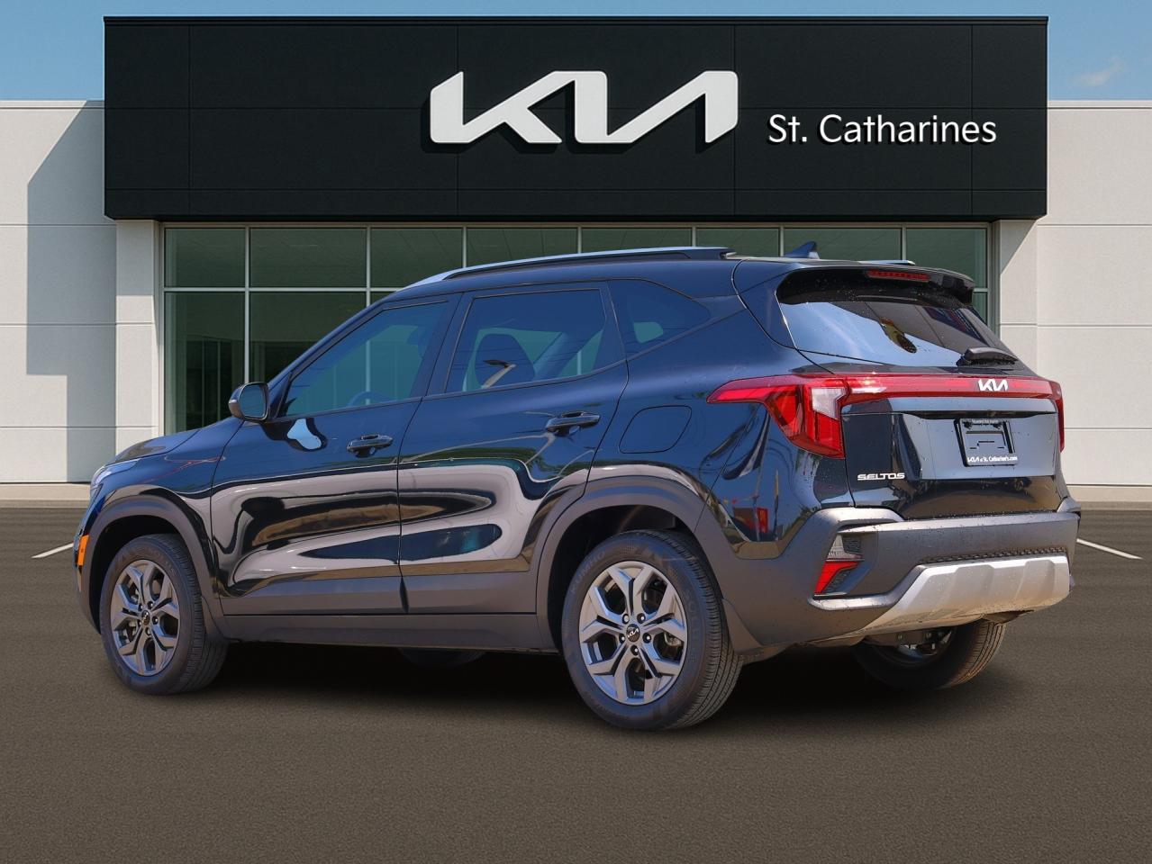 2025 Kia Seltos LX AWD   Blindspot Alert   Heated Seat   Cruise Photo