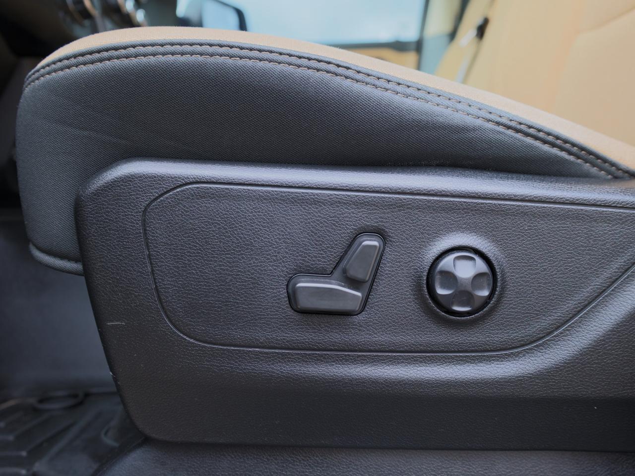 2021 RAM 1500 Big Horn   Backup Cam   Bluetooth   Power Seat Photo