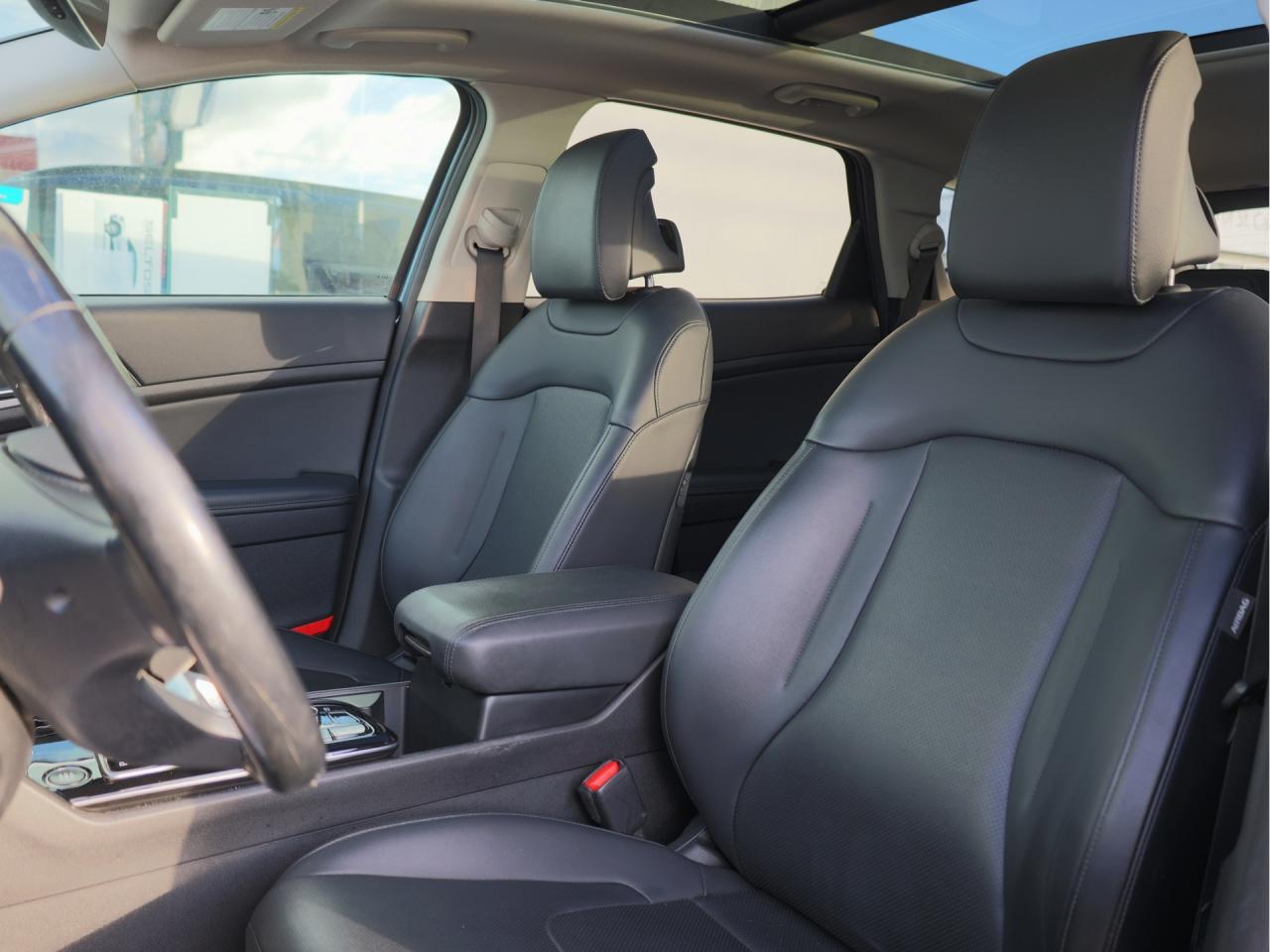 2023 Kia Sportage EX AWD   Panoramic Roof   NAV   Adaptive Cruise Photo