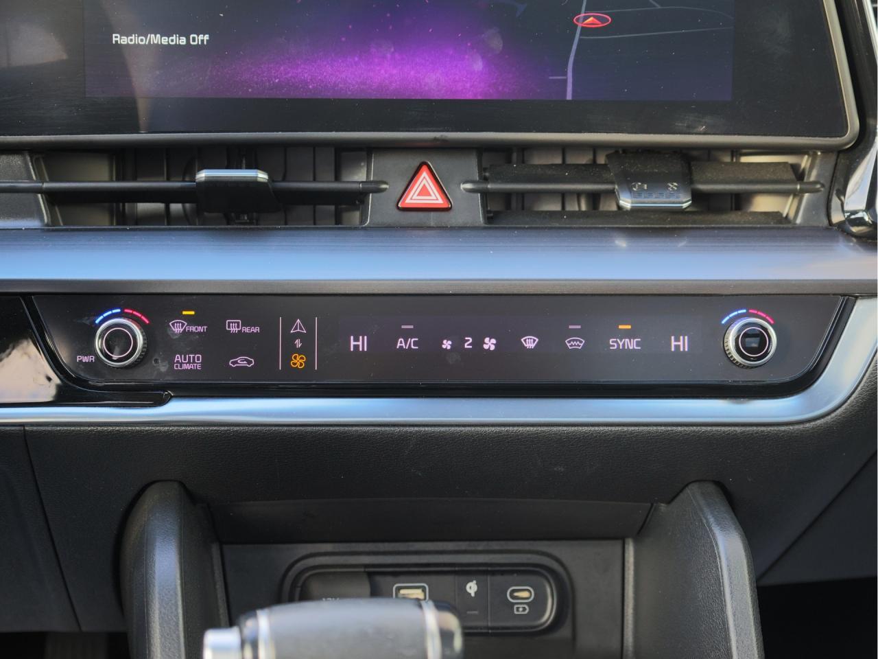 2023 Kia Sportage EX AWD   Panoramic Roof   NAV   Adaptive Cruise Photo