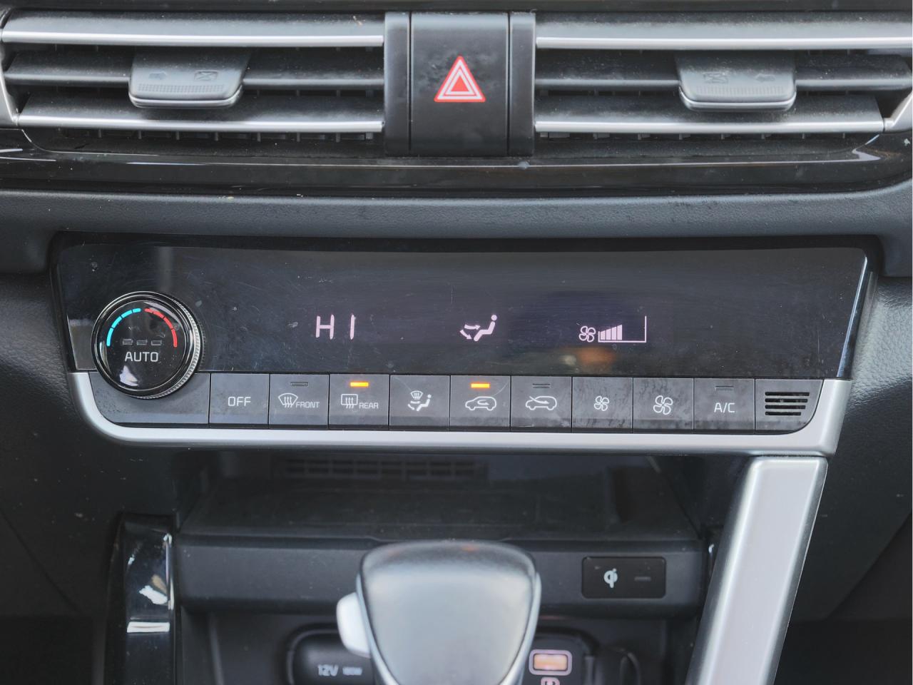 2023 Kia Seltos EX Premium   Navigation   Smart Cruise   Cool Seat Photo