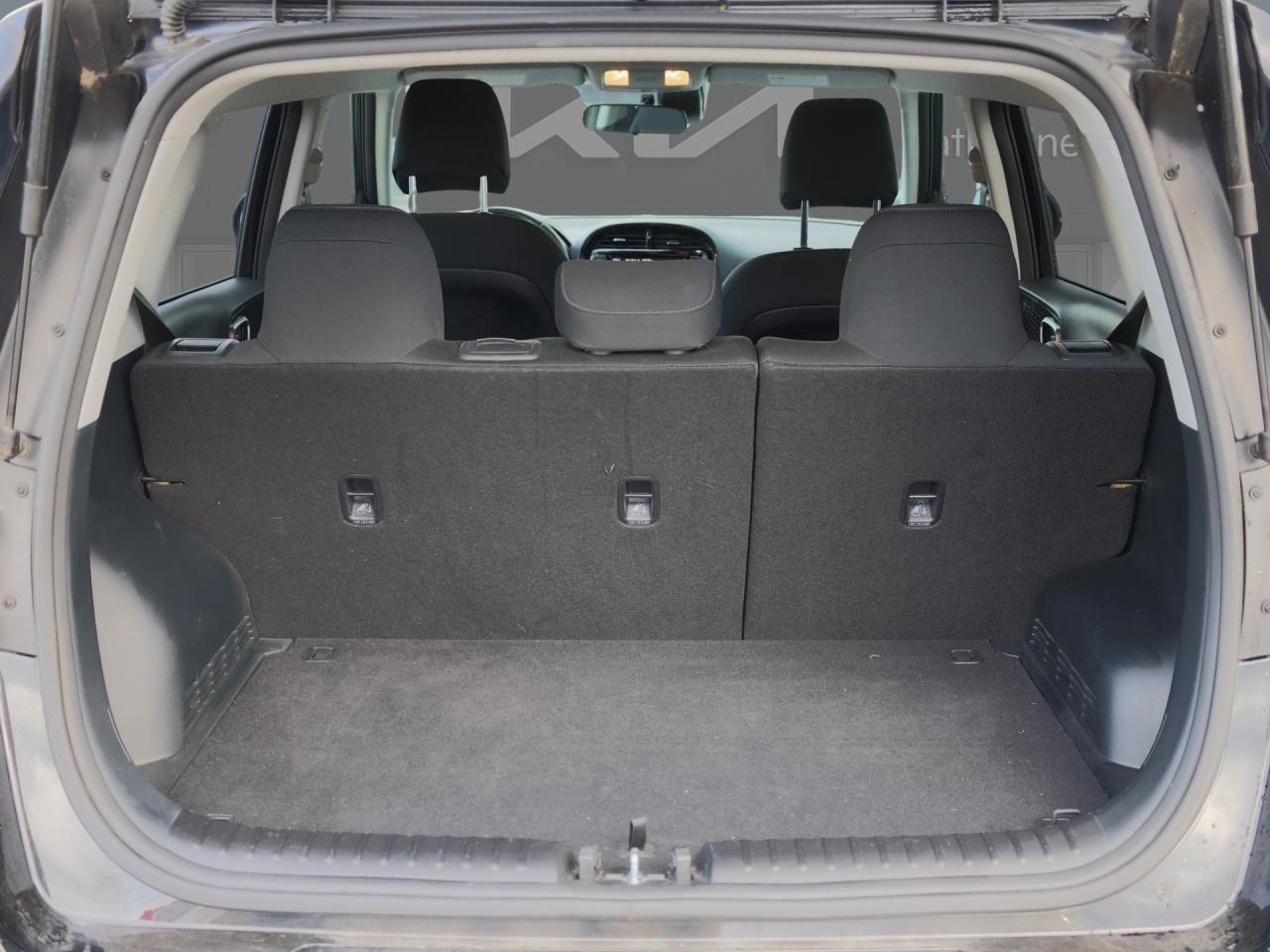 2023 Kia Soul EX   Apple CarPlay   Htd Seats   Blindspot Alrt Photo