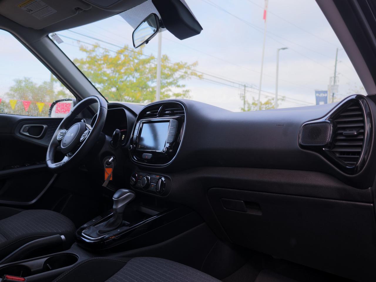2023 Kia Soul EX   Apple CarPlay   Htd Seats   Blindspot Alrt Photo