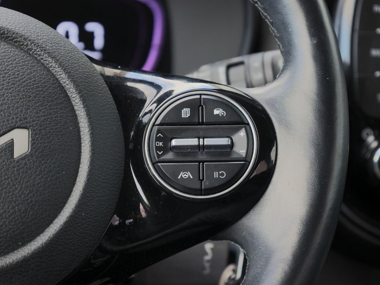 2023 Kia Soul EX   Apple CarPlay   Htd Seats   Blindspot Alrt Photo