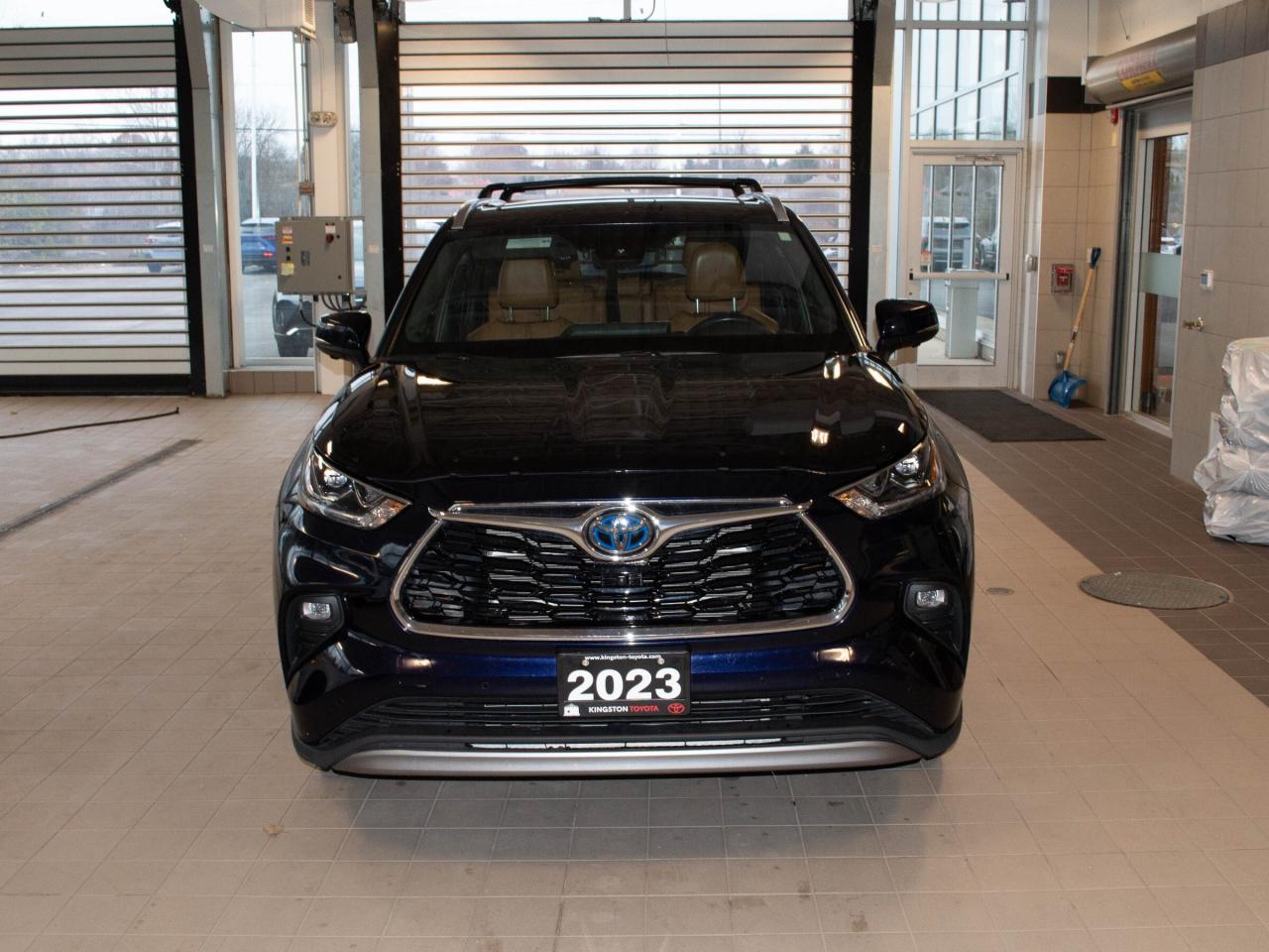 2023 Toyota Highlander Hybrid LIMITED Photo