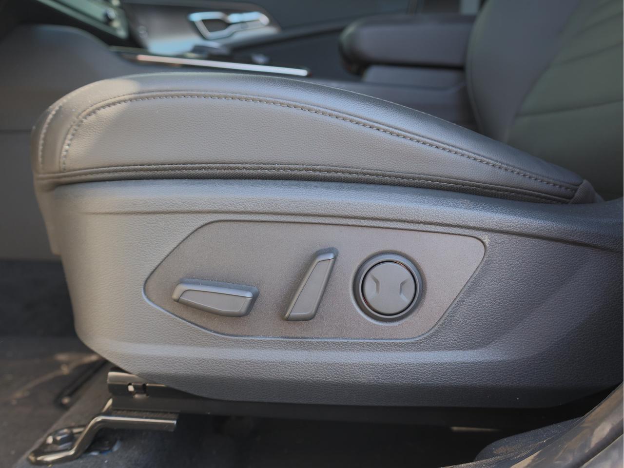 2024 Kia Sportage Hybrid SX AWD   Blindview Monitor   Digital Cluster Photo