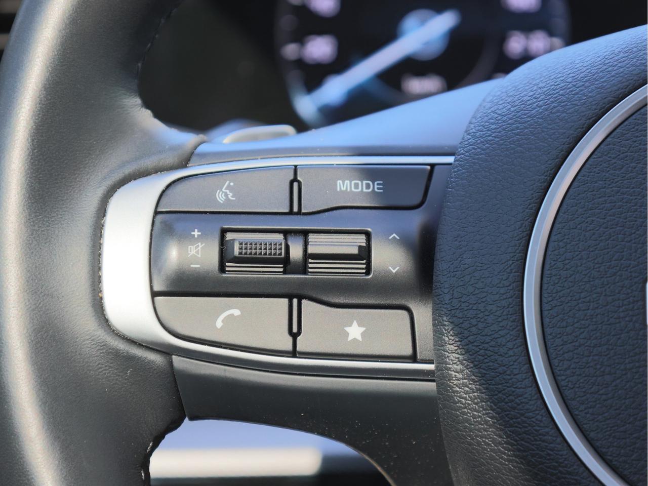 2024 Kia Sportage Hybrid SX AWD   Blindview Monitor   Digital Cluster Photo