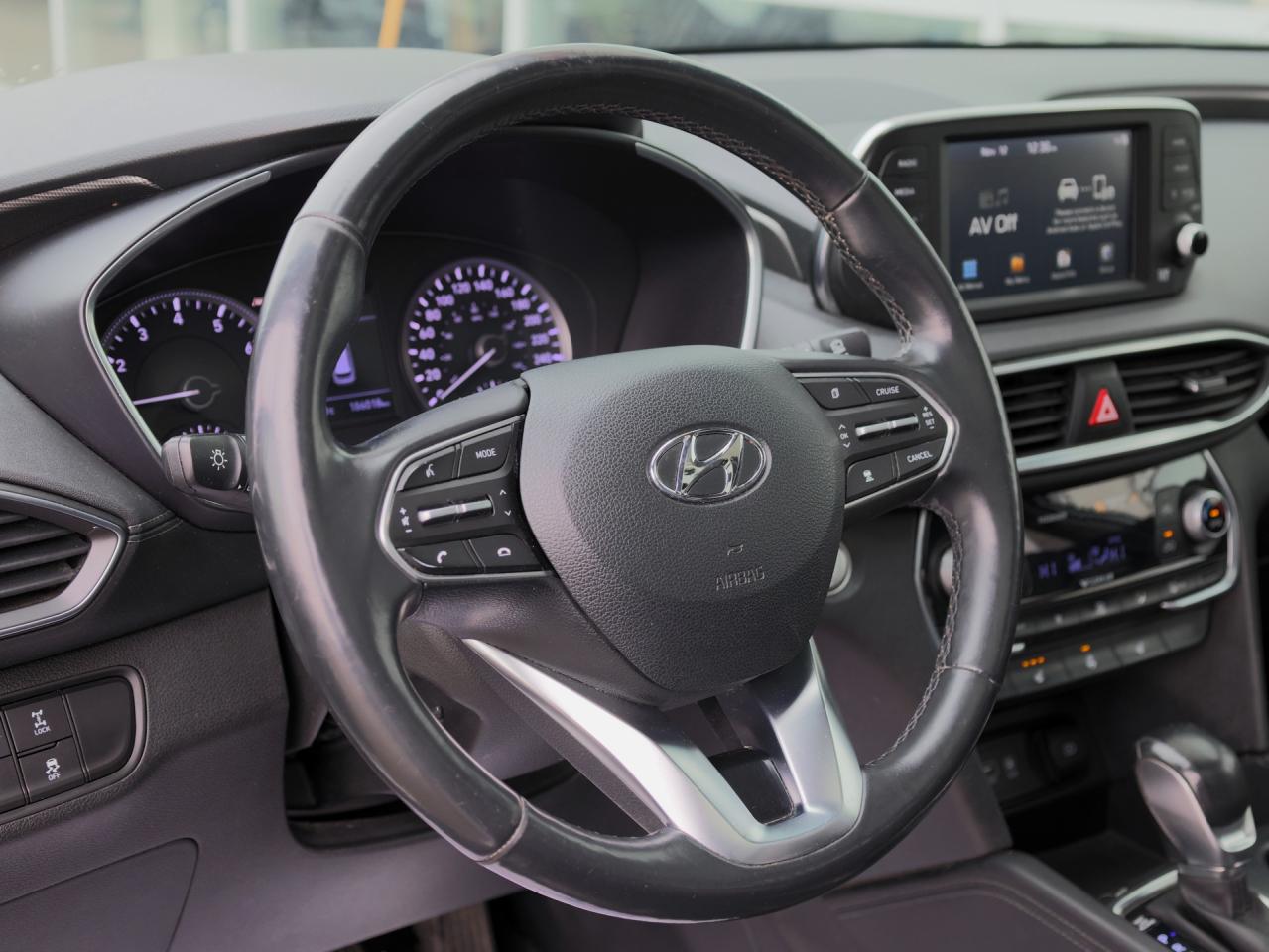 2020 Hyundai Santa Fe Preferred   2.0T AWD   Leather   Panoramic Sunroof Photo