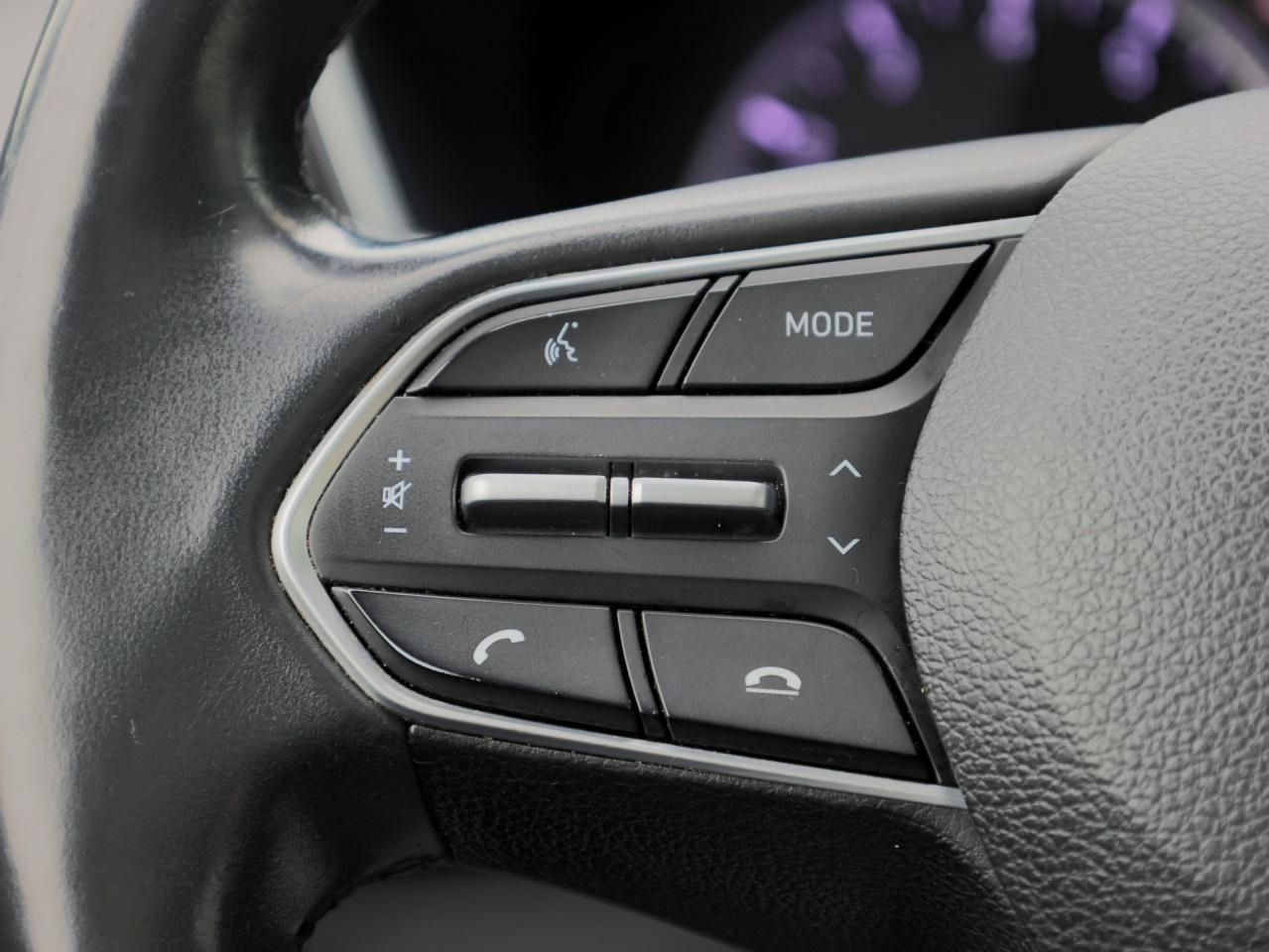 2020 Hyundai Santa Fe Preferred   2.0T AWD   Leather   Panoramic Sunroof Photo