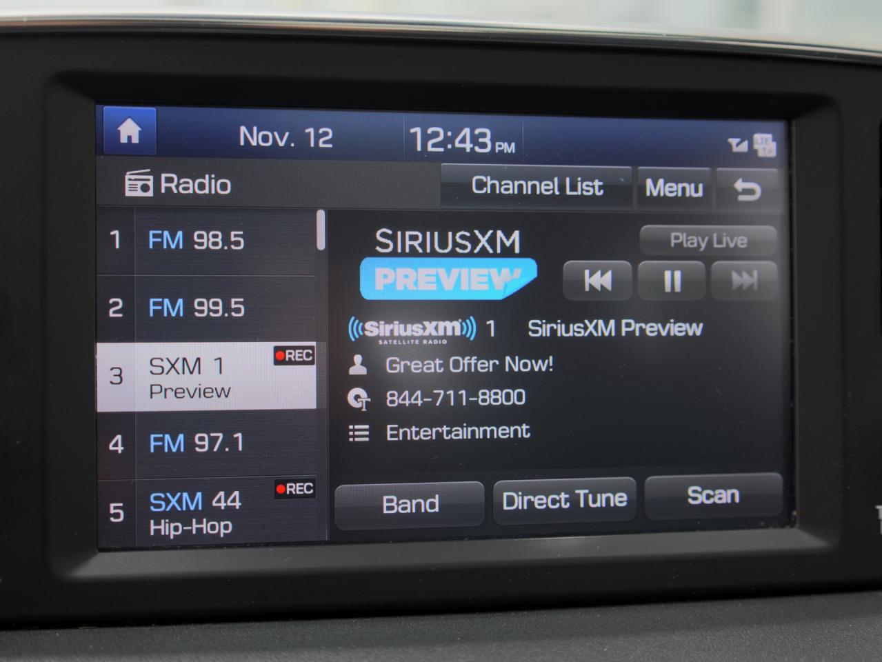 2020 Hyundai Santa Fe Preferred   2.0T AWD   Leather   Panoramic Sunroof Photo