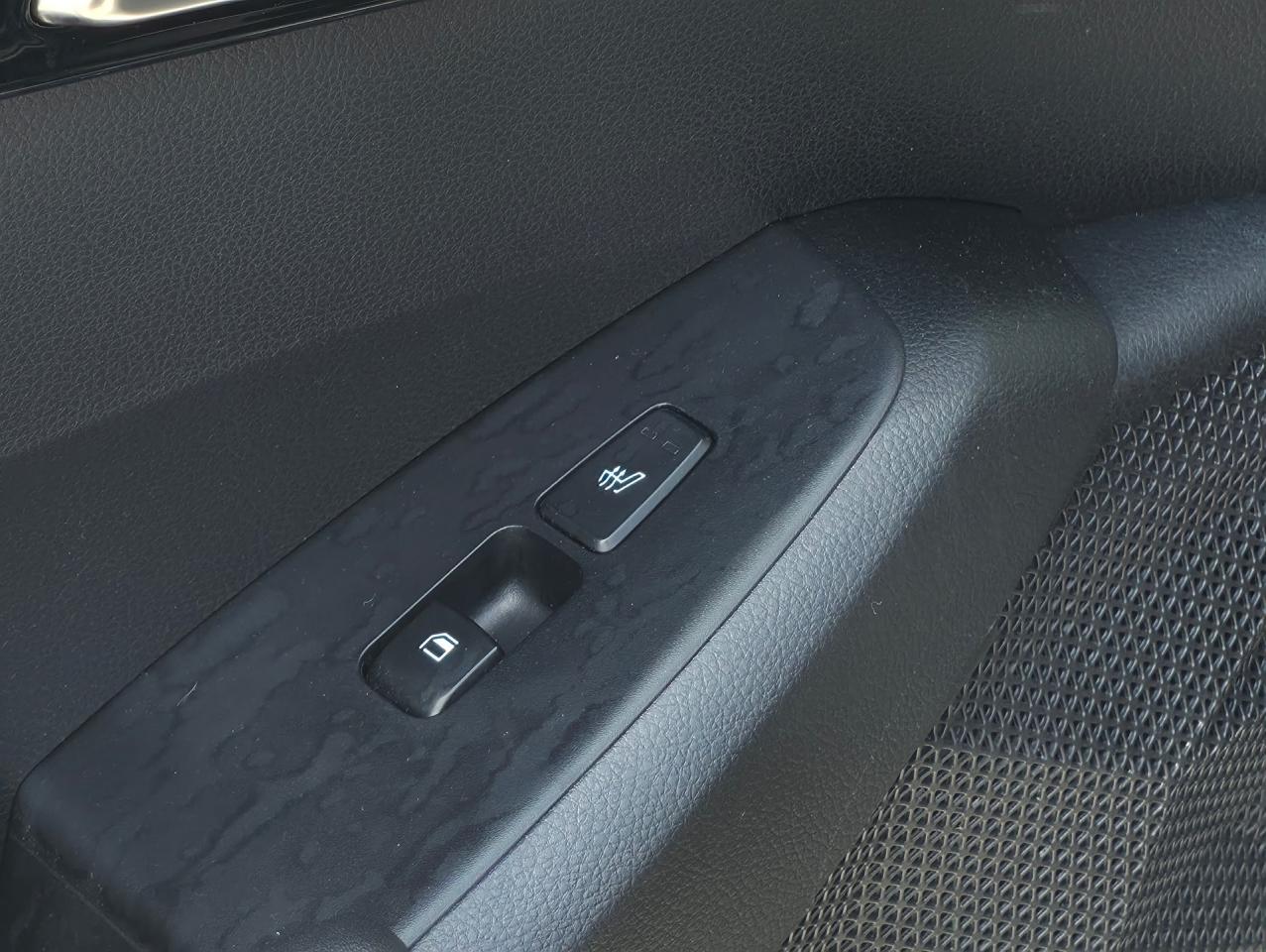 2024 Kia Seltos SX AWD   HUD   Bose   Digital Key Photo