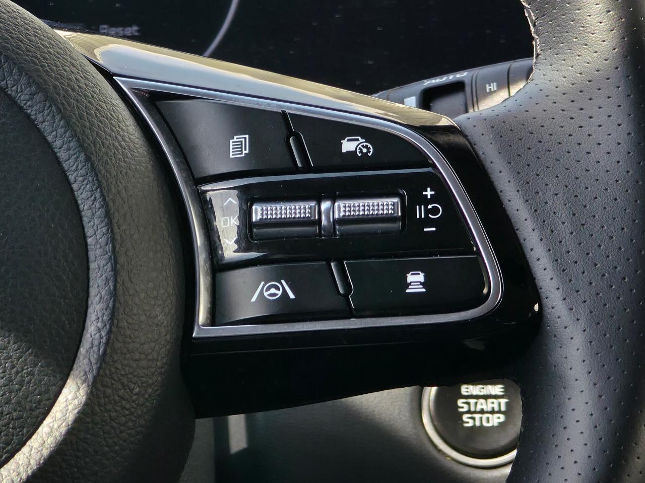 2024 Kia Seltos SX AWD   HUD   Bose   Digital Key Photo