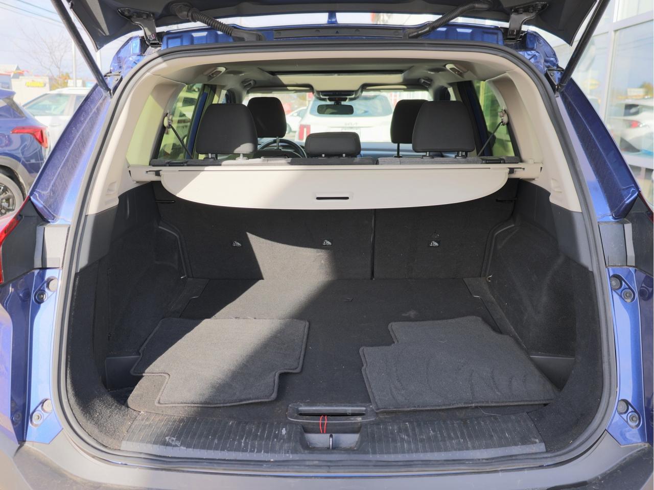 2023 Nissan Rogue SV AWD   Panoramic Roof   Climate Ctrl   Pwr Seat Photo