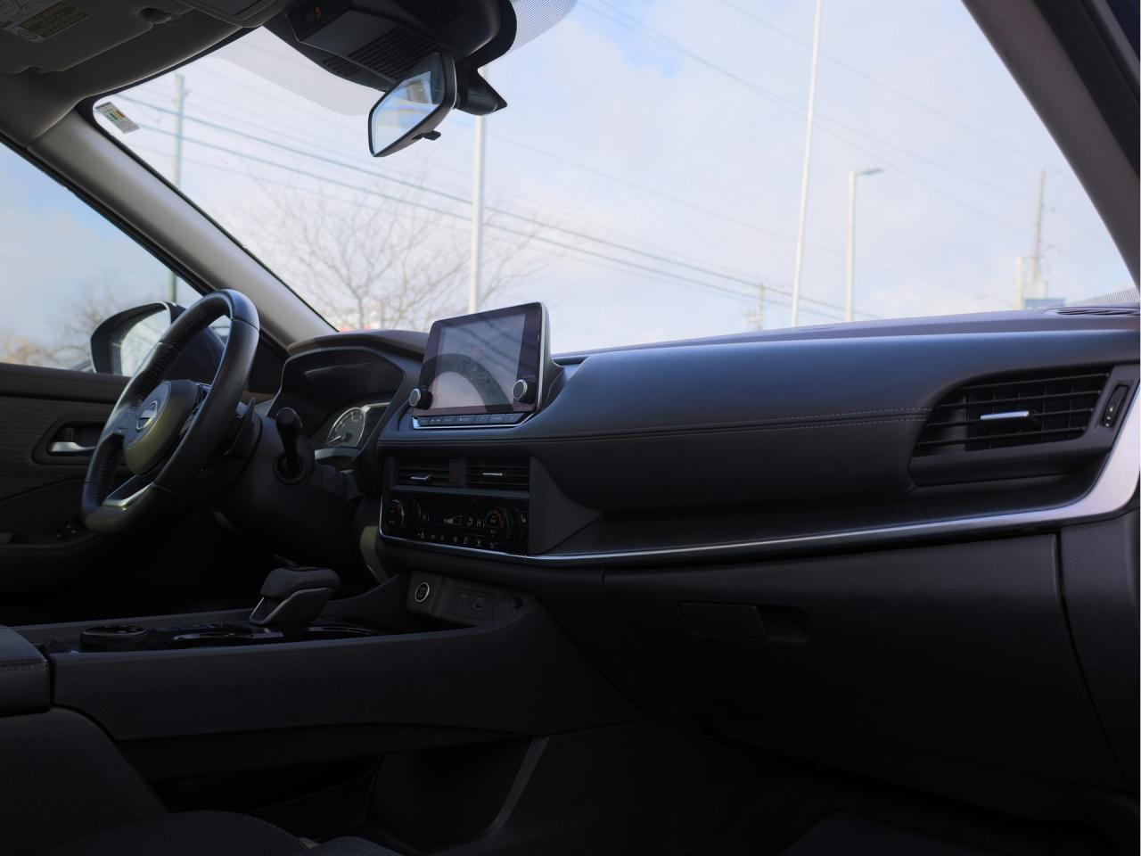 2023 Nissan Rogue SV AWD   Panoramic Roof   Climate Ctrl   Pwr Seat Photo