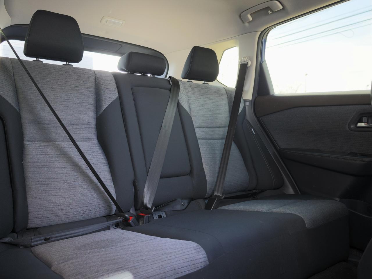 2023 Nissan Rogue SV AWD   Panoramic Roof   Climate Ctrl   Pwr Seat Photo