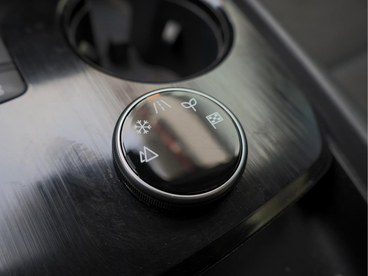 2023 Nissan Rogue SV AWD   Panoramic Roof   Climate Ctrl   Pwr Seat Photo