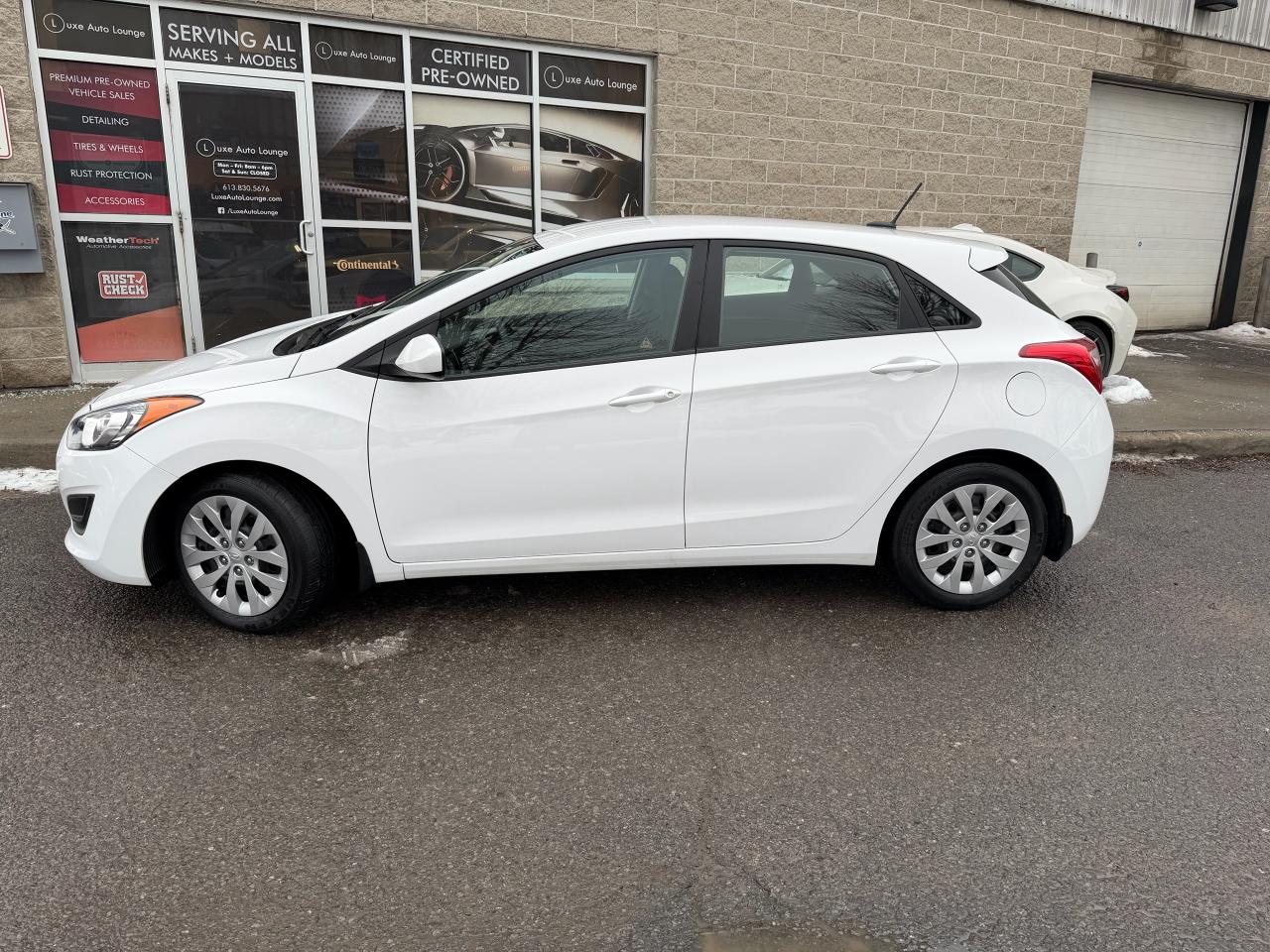 2017 Hyundai Elantra GT 5dr HB Auto GL | ONLY 29,000KM!!! WOW!!!! Photo3