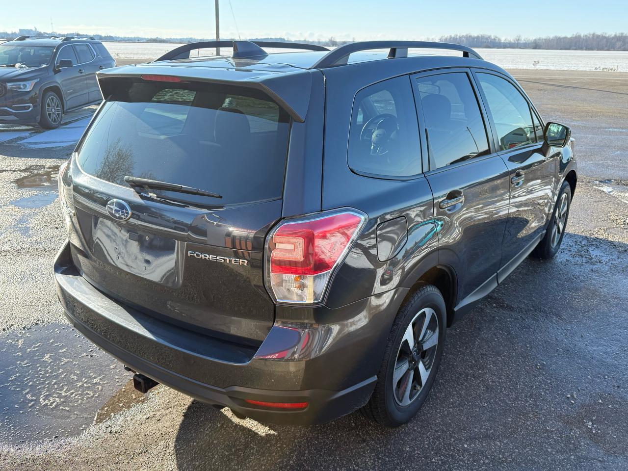 2018 Subaru Forester Touring | Backup Camera | Heated Seats | Sunroof Photo4