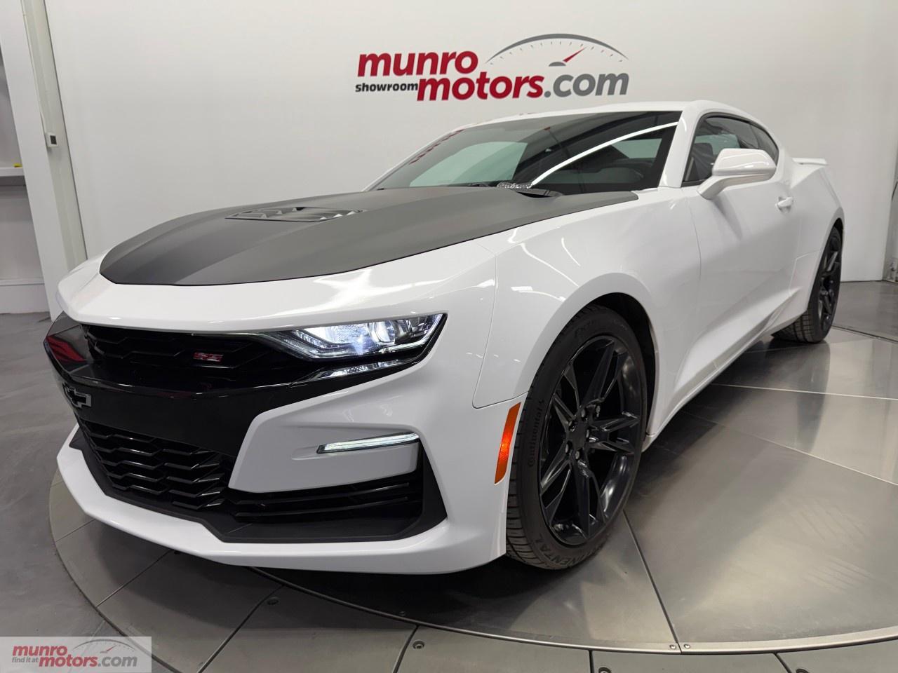 2019 Chevrolet Camaro 2dr Coupe 1SS Photo2