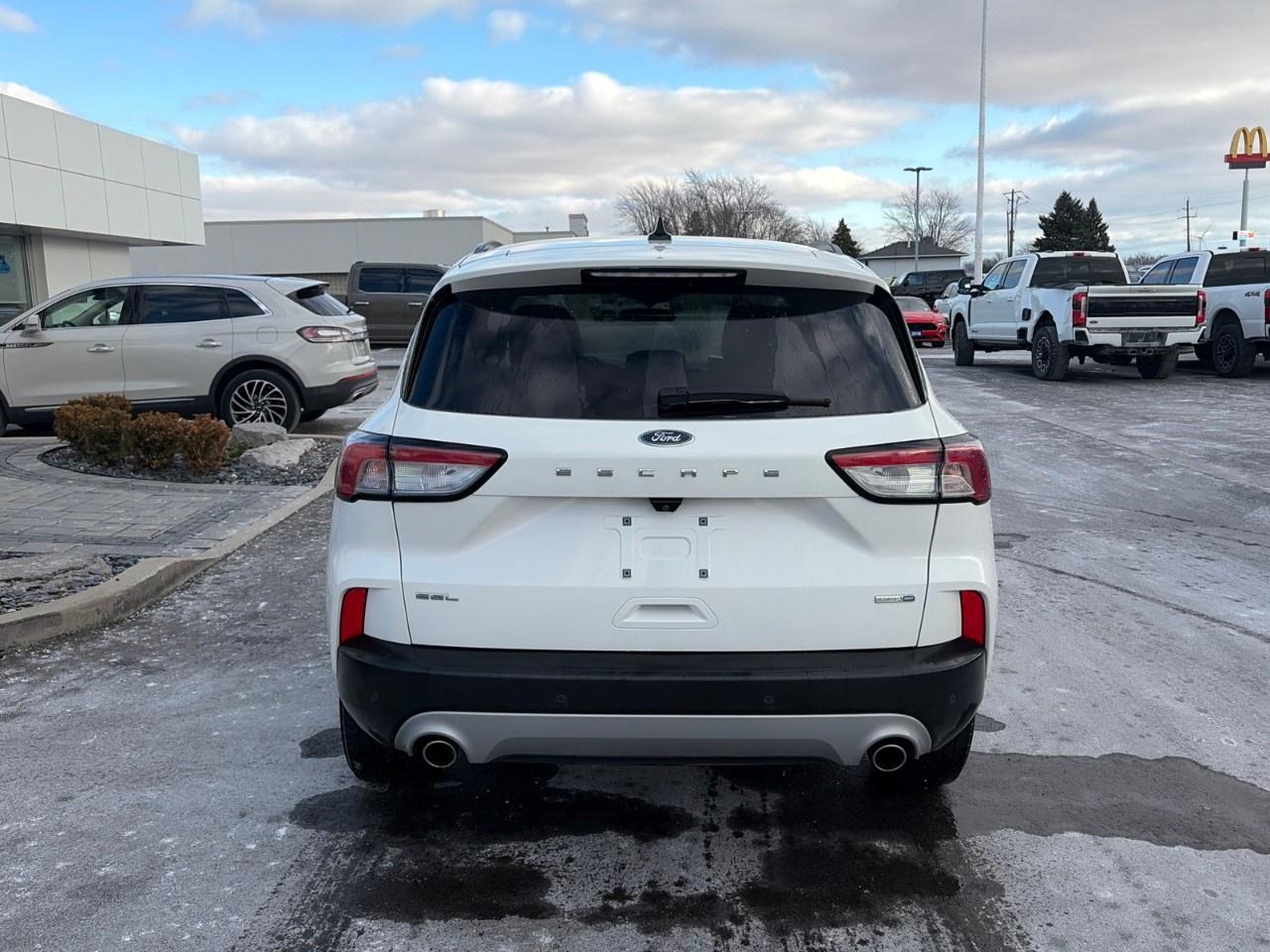 2020 Ford Escape SEL AWD Photo4