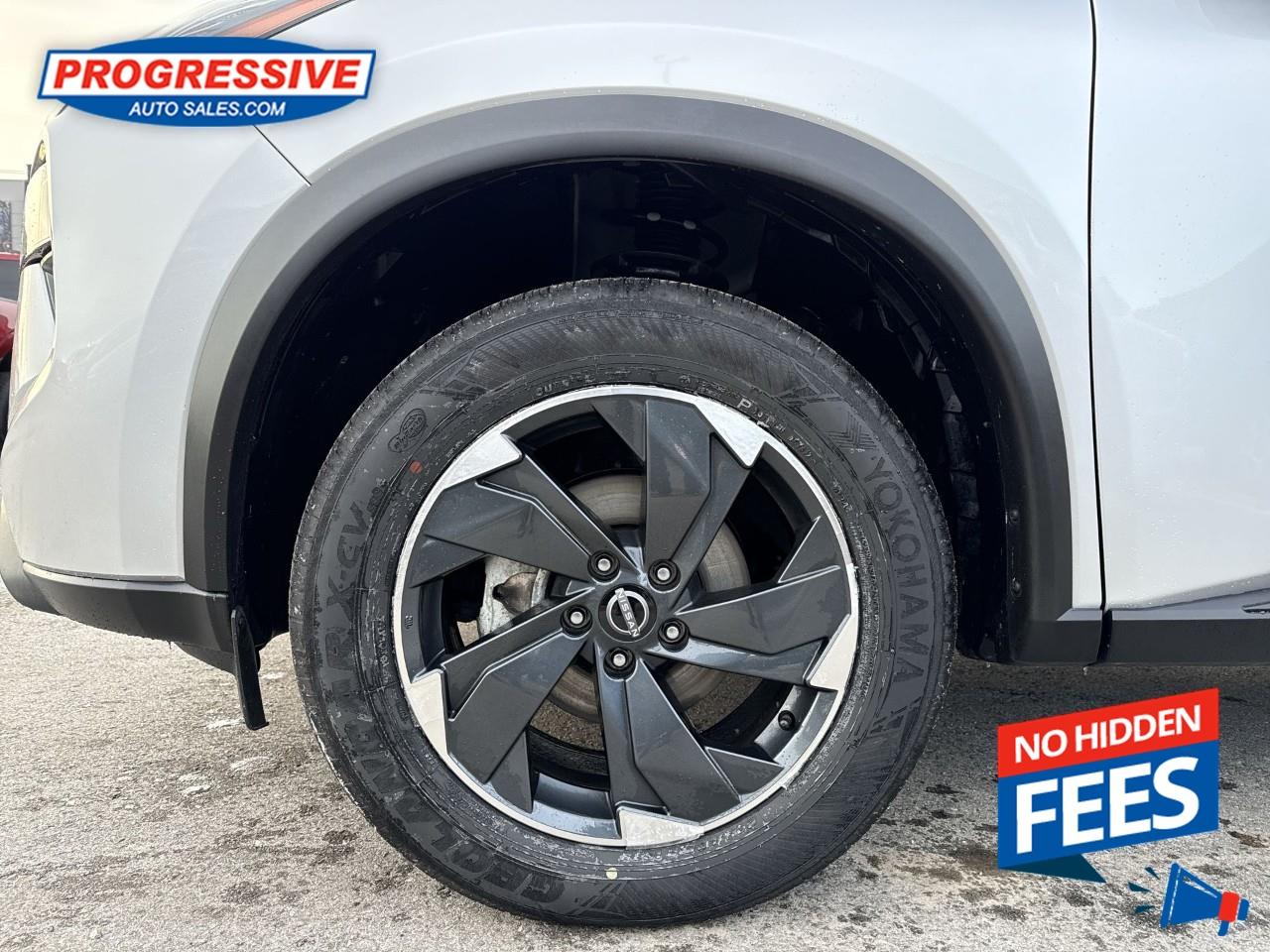 2025 Nissan Rogue SV MOONROOF Photo